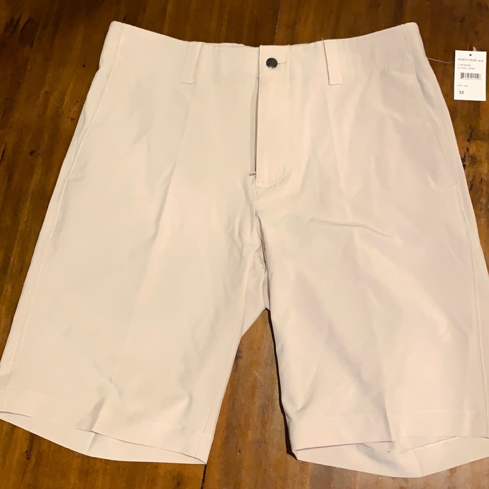 Call away golf shorts